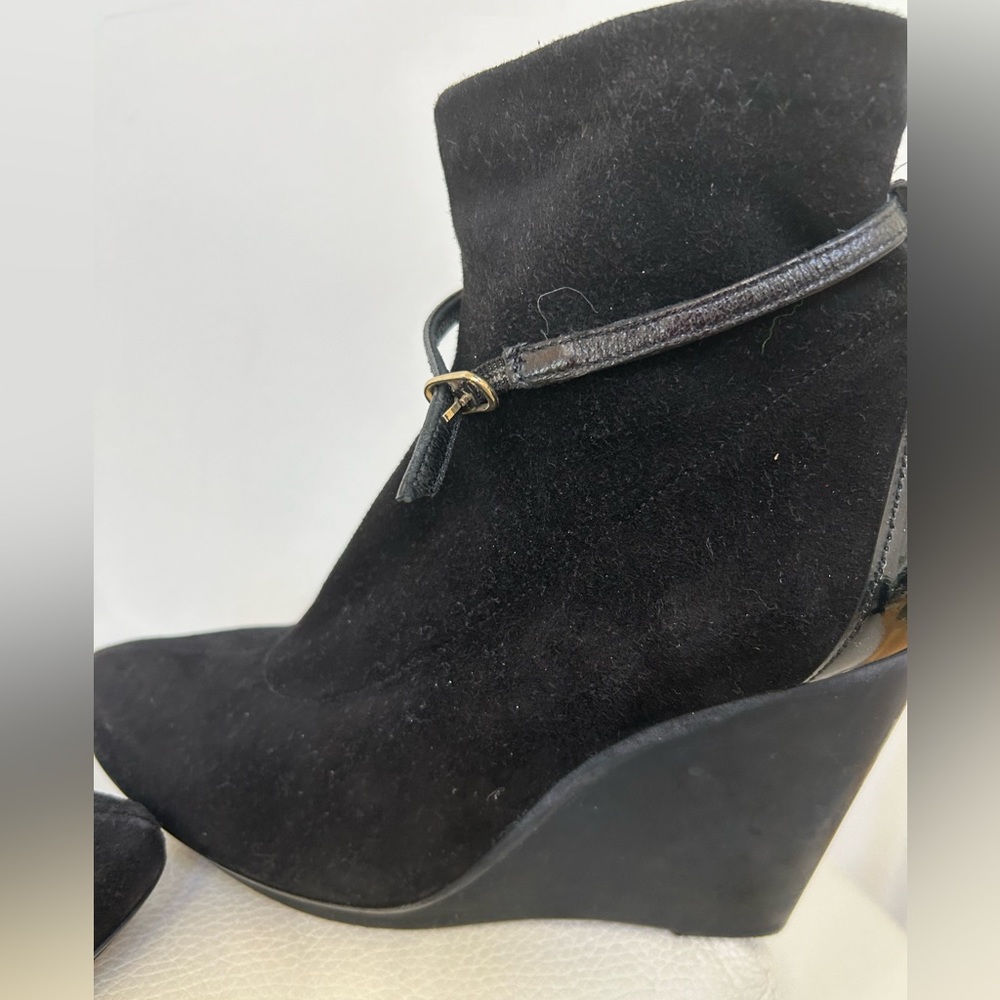 Lovely Buckley Suede Boots from Robert Clergerie